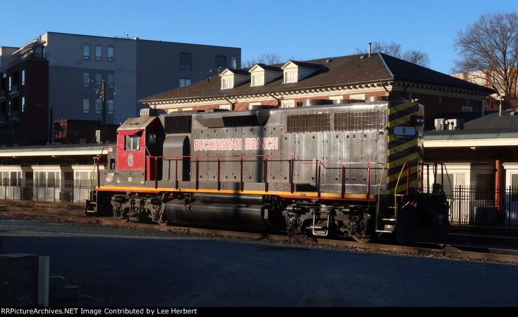 BB 6 at sunset in the Charlottesville terminal